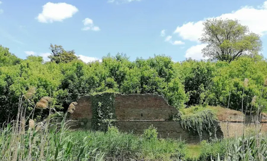Szegvári Vár, Hungary